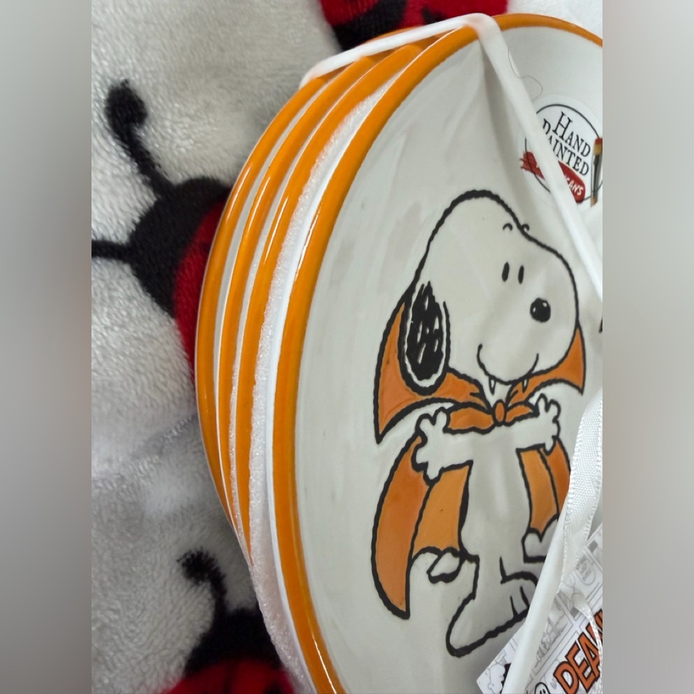 Peanuts Snoopy Halloween Vampire Pirate Mummy Appetizer Plates 6” Set of 4 NWT - Picture 7 of 8